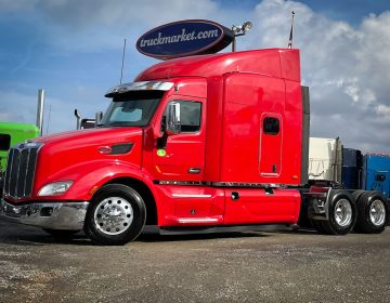 2016 Peterbilt 579 Sleeper 306752