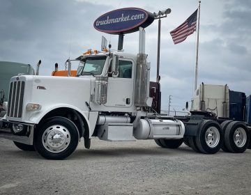 2009 Peterbilt 388 Daycab 780724