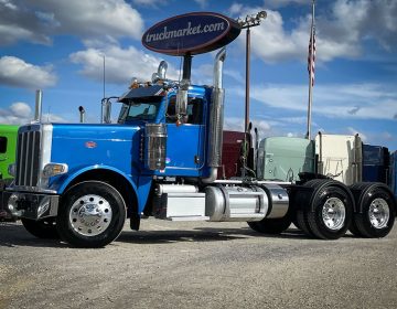 2020 Peterbilt 389 Daycab 689845