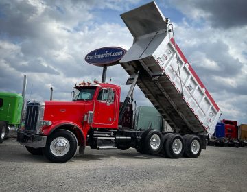 2000 Peterbilt 357 Tri Axle Dump Truck 532372
