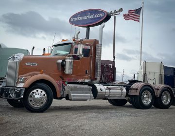 2018 Kenworth W900l Daycab 180307