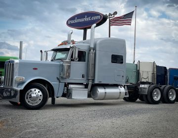 2008 Peterbilt 389 Sleeper 767844