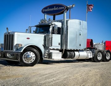 2017 Peterbilt 389 Sleeper 423231