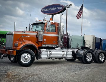 2017 Western Star 4900fa Daycab Hy0932