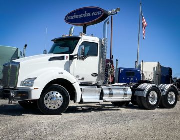 2021 Kenworth T880 Daycab 455341