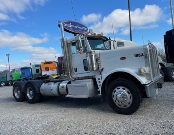 2015 Peterbilt 389 Daycab 259942