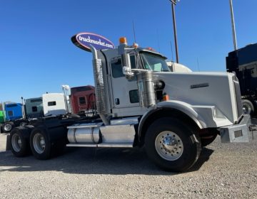 2015 Kenworth T800w Daycab 434322