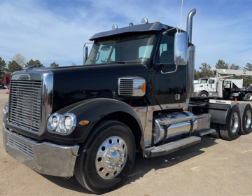 2016 Freightliner Coronado Daycab Glider Kit Gr5535