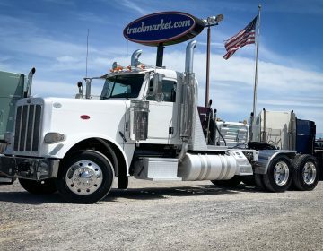 2009 Peterbilt 388 Daycab 782466