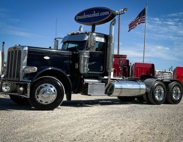 2021 Peterbilt 389 Daycab 747984