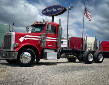 2007 Peterbilt 379 Cab Chassis 690037