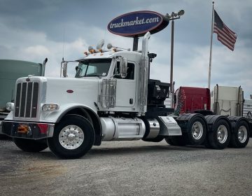 2020 Peterbilt 389 Tri Axle Hydraulic Winch Truck 648008w