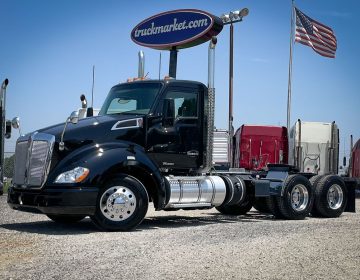 2016 Kenworth T680 Daycab 119059
