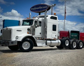 2009 Kenworth T800w Tri Axle Sleeper 246726