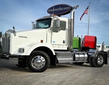 2011 Kenworth T800 Daycab 278809
