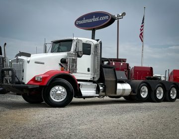 2013 Kenworth T800 Hydraulic Winch Truck 354071