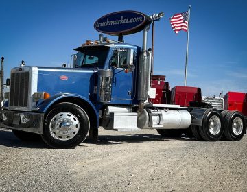 2002 Peterbilt 379 Daycab 581811