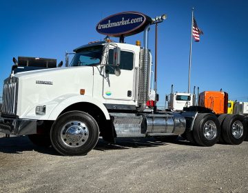 2015 Kenworth T800 Daycab 421663