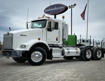 2018 Kenworth T800 Daycab 180986
