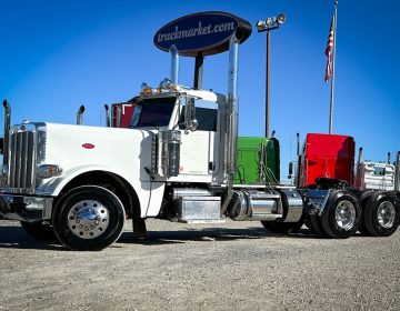 2022 Peterbilt 389 Daycab 789109
