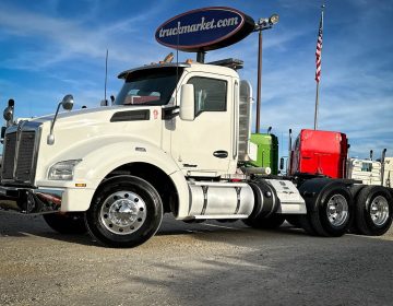 2017 Kenworth T880 Daycab 157847