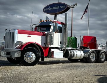 2020 Peterbilt 389 Daycab 640901