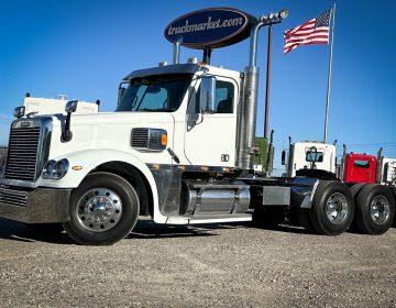 2016 Freightliner Coronado Daycab Glider Kit Hf6458