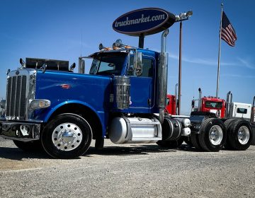 2018 Peterbilt 389 Daycab 483281