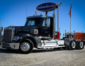 2011 Freightliner Coronado Glider Kit Bb0556