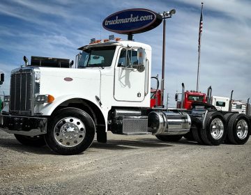 2001 Peterbilt 379 Daycab 566363