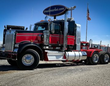 2023 Kenworth W900 Sleeper 255739