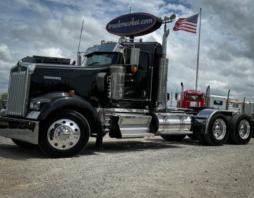 2015 Kenworth W900l Daycab Glider Kit 472404