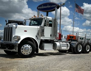 2018 Peterbilt 389 Daycab 475662