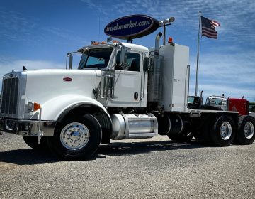 2014 Peterbilt 367 Daycab 227091