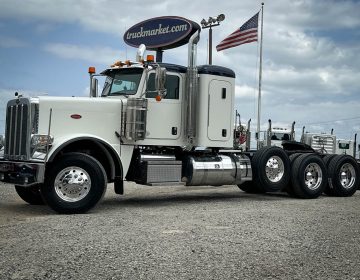 2021 Peterbilt 389 Tri Axle Sleeper 761273