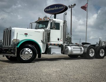 2010 Peterbilt 389 Daycab 796266