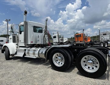 2015 Kenworth W900 Daycab 453401